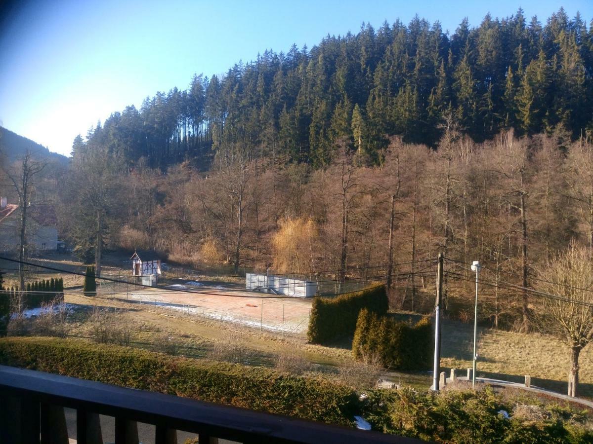 Penzion Havaj Karlovy Vary Exteriér fotografie